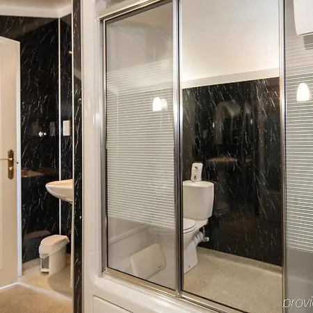 Otel Staindrop By Hamlet 3*